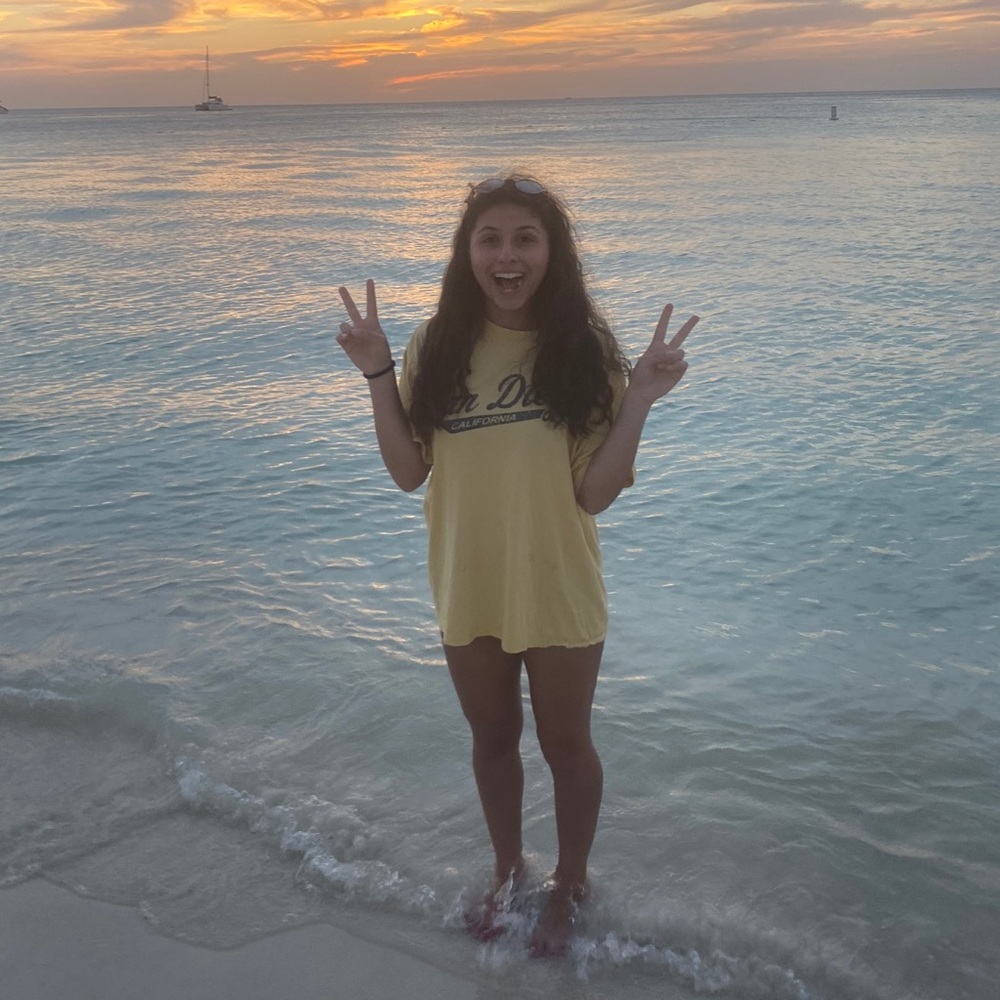 Meet your Posher, Sophia